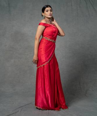 Red Hand Embroidered Drape Saree Set With Belt 4