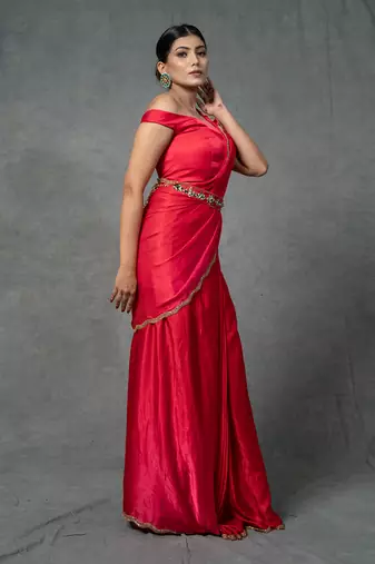 Red Hand Embroidered Drape Saree Set With Belt
