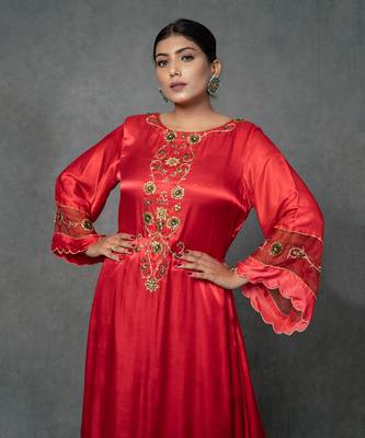 Multicolor Hand Embroidered Kurta Set 4