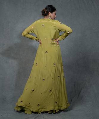 Green Hand Embroidered Crop Top Skirt Shrug Set With Belt 6