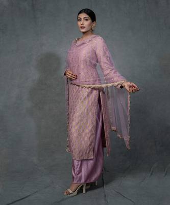 Lilac Hand Embroidered Kurta Set 2