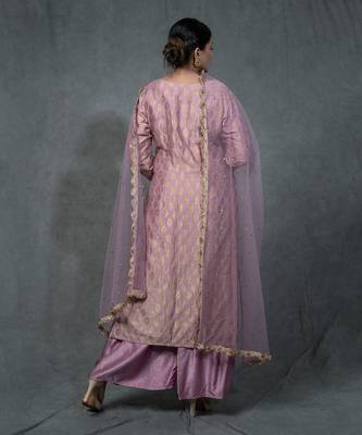 Lilac Hand Embroidered Kurta Set 5