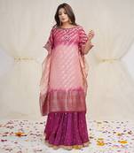 SHADING OF LEMONADE PINK AND MAGENTA PINKKAFTAAN