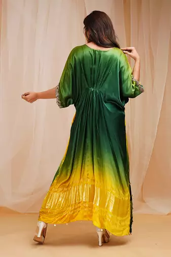 4D DYEING OF BRIGHT YELLOW AND GOLF GRRENKAFTAAN