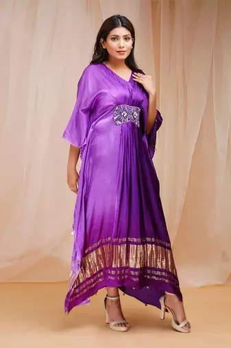 4D DYEING OF HELIOTROPE PURPLE AND VIOLETKAFTAAN