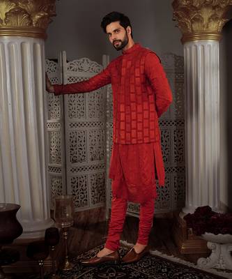 Red Dara Kurta Set 2