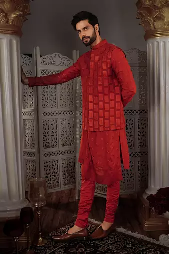 Red Dara Kurta Set