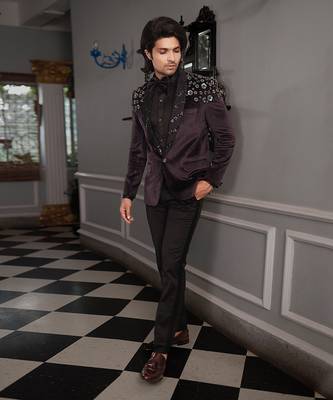 Black Artha Tuxedo Set 3