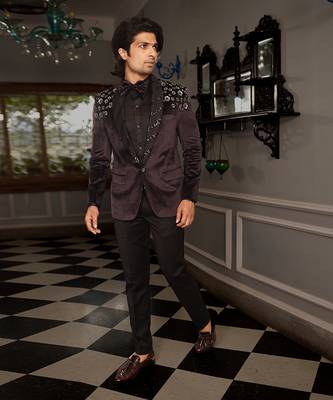 Black Artha Tuxedo Set 5