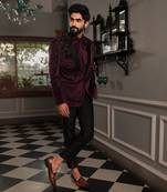 Wine Trij Tuxedo Set