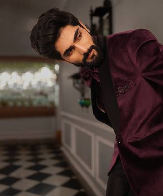 Wine Trij Tuxedo Set 4
