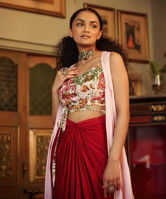 Dilruba Ivory Red Pink Rangeen Tie Up Top With Drape Skirt And Cape Set 6