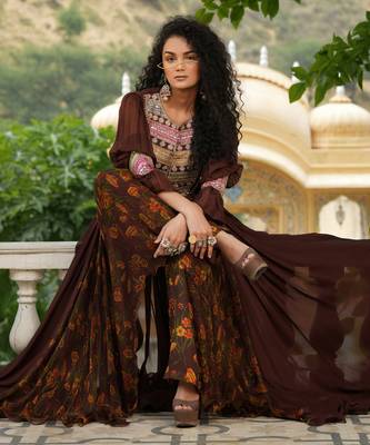 Coco Brown Rangeen Yoke Fusion Set 6