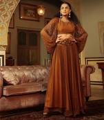 Dilruba Trevron Dhaani  Balloon Sleeve Crop Top With Broad Belt Skirt