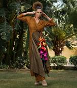 Dilruba Dhaani Sage Phoonday Wala Angrakha