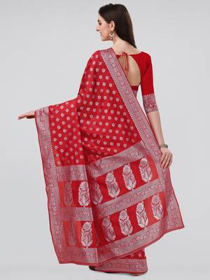 Red woven banarasi silk saree with blouse 4
