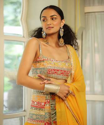 Dilruba Haseen Lehenga With Rangeen Blouse Set 3