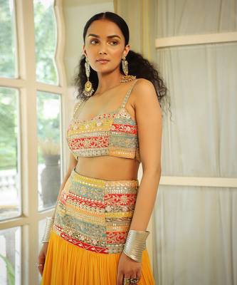 Dilruba Haseen Lehenga With Rangeen Blouse Set 4