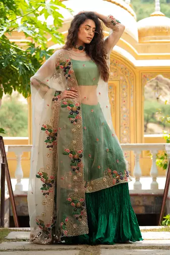 Dilruba Ivoreen Crush Skirt Kurta Set