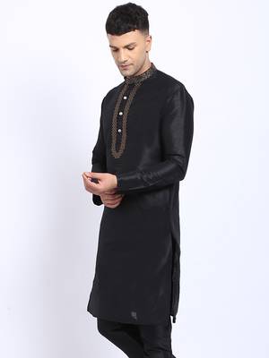 Embellished Black Brocade Kurta  3