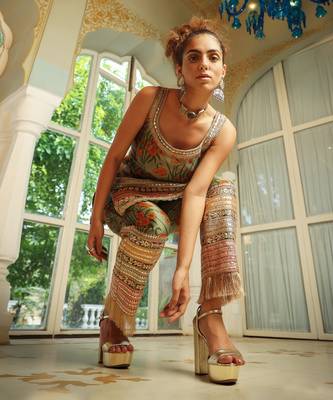 Dilruba Bageecha Kurta Fringe Pants Rangeen Work  9