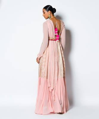 Peach Chanderi Silk And Georgette Woven Dilkash Saree Gown With Belt  2