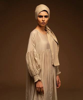 Giraffe Kurta Dress? Hand Embroidered 5
