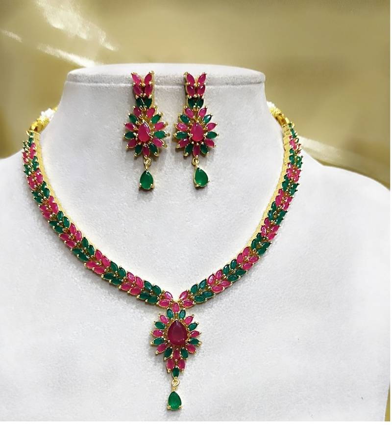 Multicolor necklaces