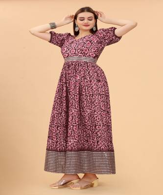 Growish Wine Sequance Embroidery and Digital Printed with Belt Anarkali Gown 2