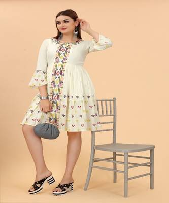 Growish Off White Multi Embroidery Indo Western Style Dress 2