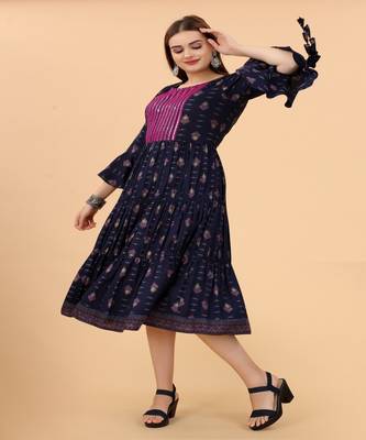 Growish Navy Blue Sequance Embroidey Capsule Foli print Indo Western Style Dress 3