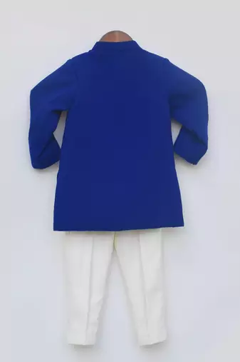 Blue Bandgala and Off white Pant