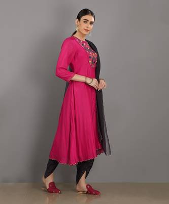 Pink Hamza 3