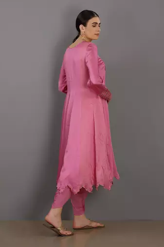 Blush Pink Faiza
