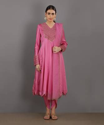 Blush Pink Faiza 1