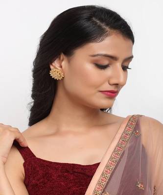 Kundan Studs 1