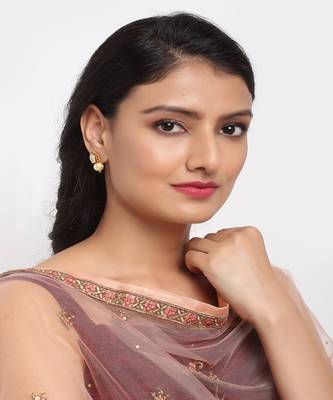 Kundan Studs 1