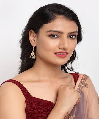Kundan Studs 1