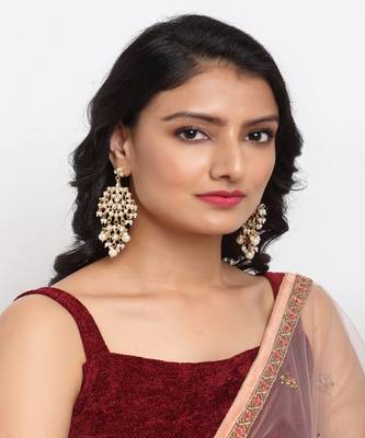 Kundan & Pearl Earrings 1