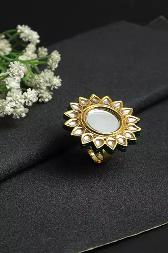 Kundan Cocktail Ring