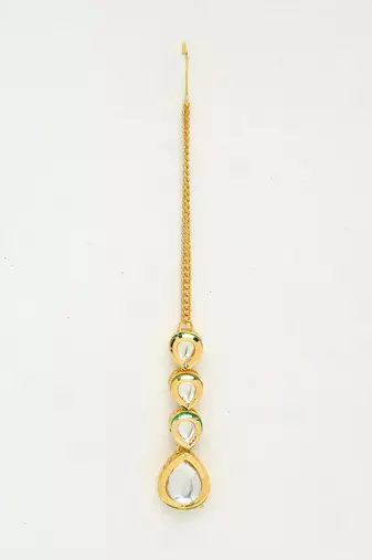 Kundan Maang Tikka