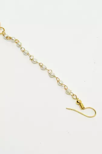 Kundan Maang Tikka