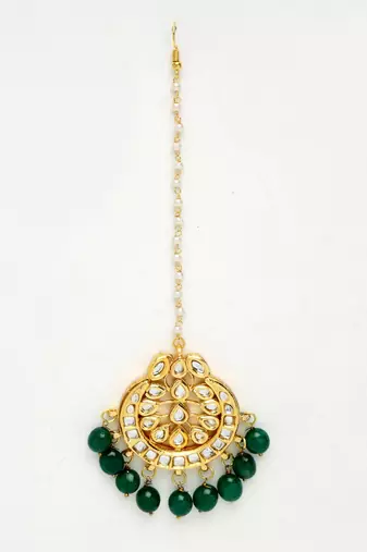 Kundan Maang Tikka