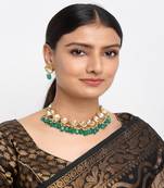 Kundan Choker with Studs