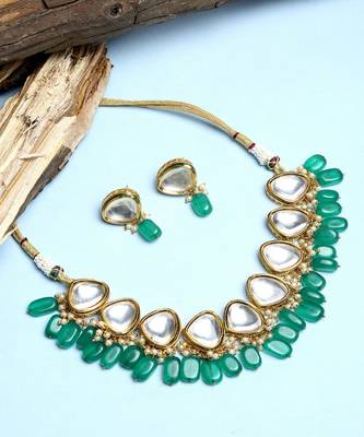 Kundan Choker with Studs 5