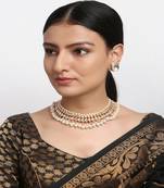 Kundan Choker with Pearls & Studs