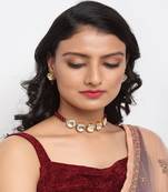 Kundan Neckpiece with Studs