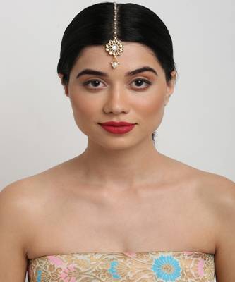 Kundan Maang Tikka 1