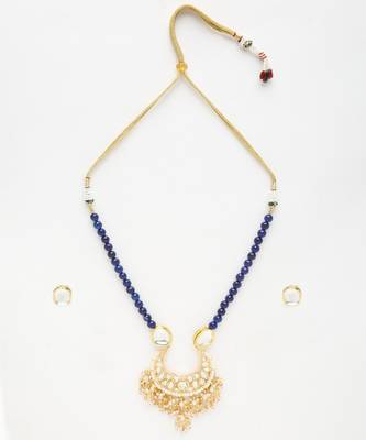 Stone Kundan Neckpiece with Studs 3