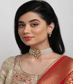 Kundan Choker with Pearls, Earrings & Maang Tikka